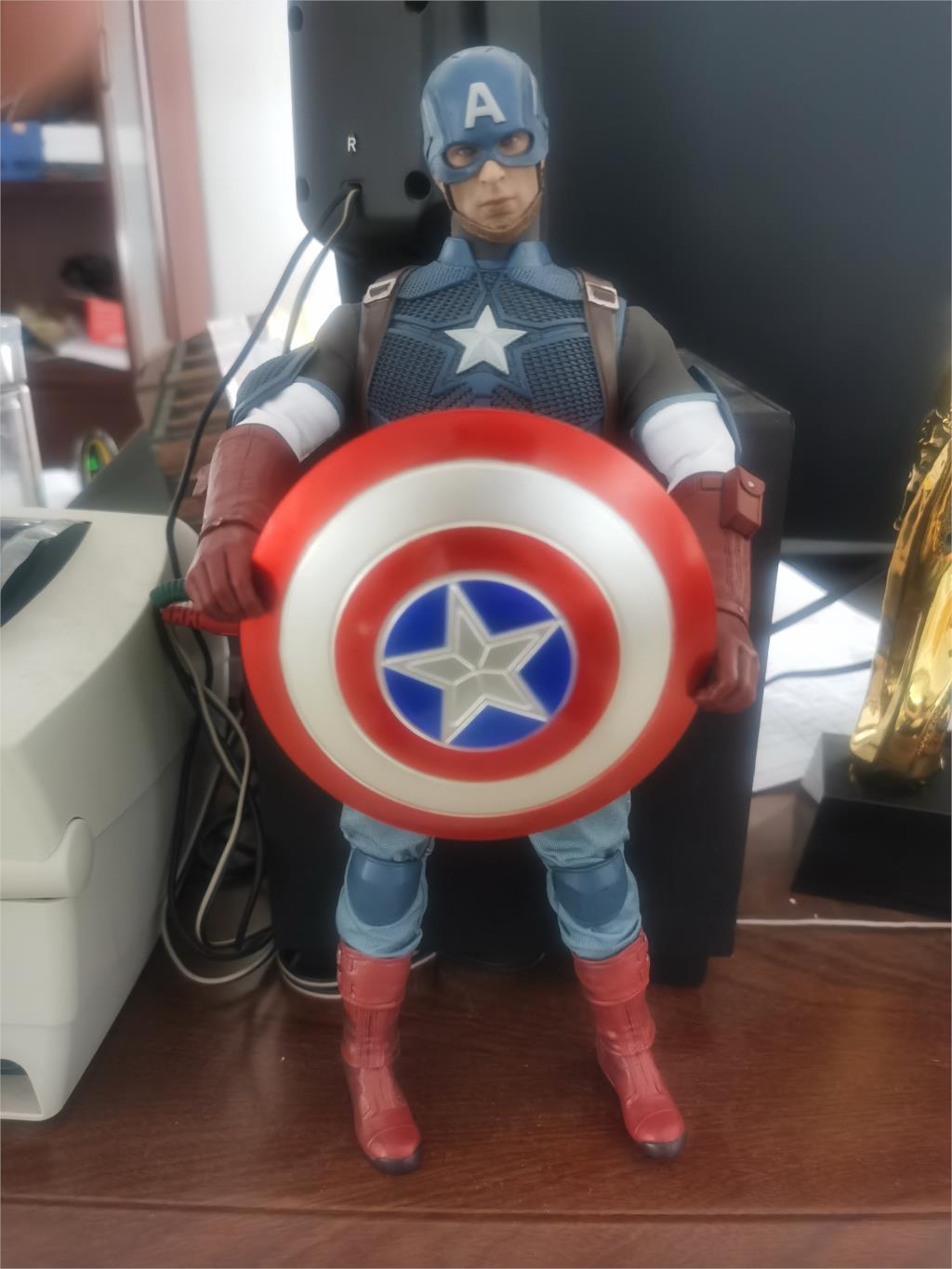 Figurine Captain America 30 cm Tresor Otaku