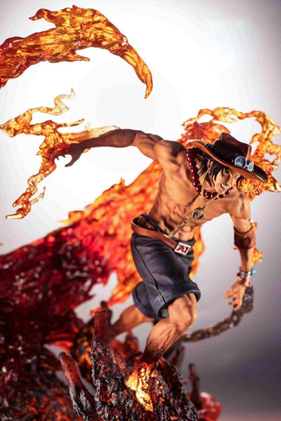 Figurine Collector en Resine Ace Tresor Otaku