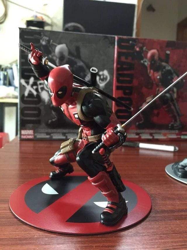 Figurine Marvel Deadpool Tresor Otaku