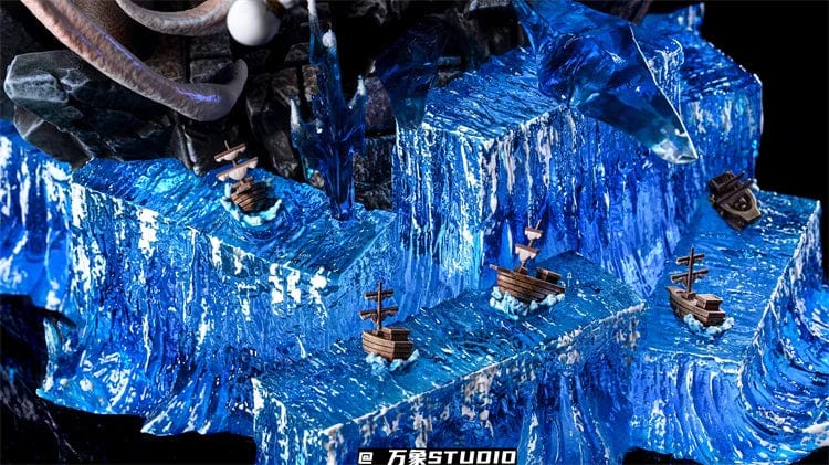 Figurine One Piece en Résine Barbe Blanche Tresor Otaku